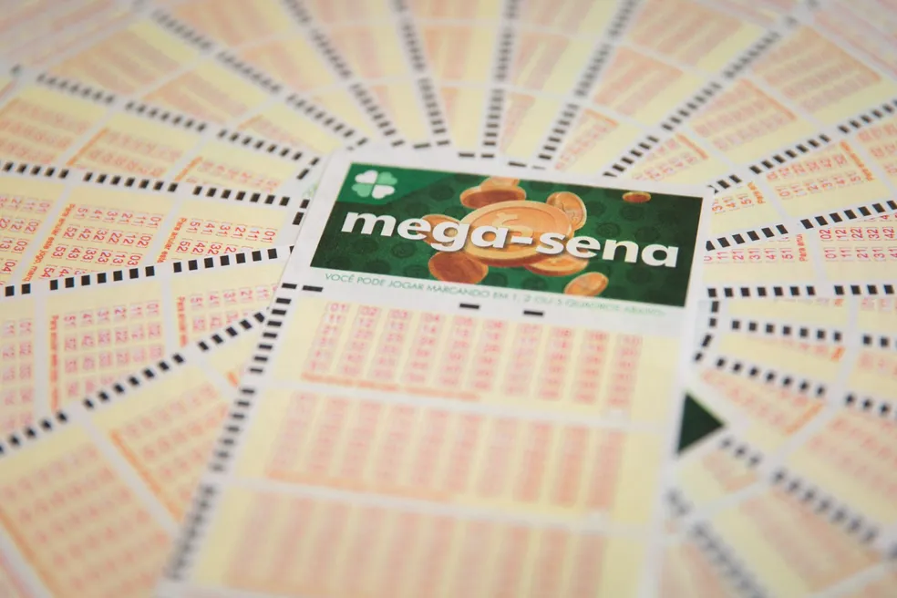 Mega-Sena, concurso 2.611: Ninguém acerta as seis dezenas, e prêmio vai a R$ 50 milhões
