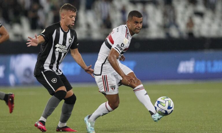 Brasileiro: São Paulo tenta tirar pontos do líder Botafogo no Morumbi