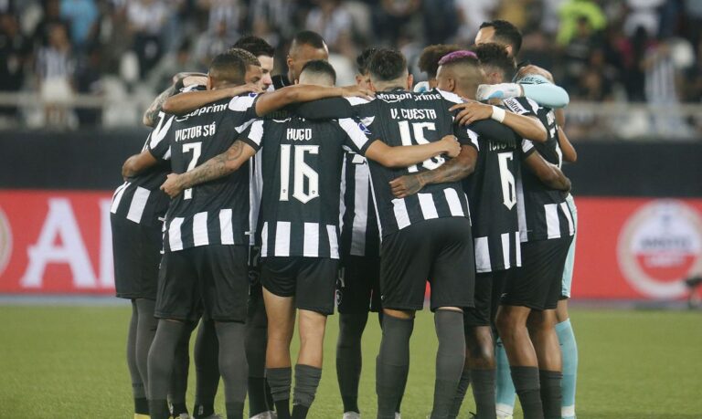 Brasileiro: Botafogo visita Cruzeiro tentando ampliar invencibilidade