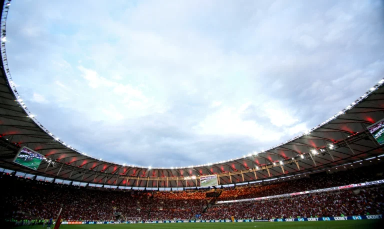 Ingressos com preços elevados favorecem a elitização do futebol