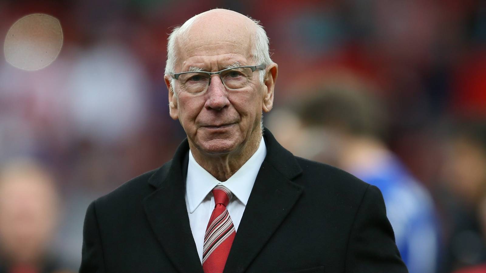 Sir Bobby Charlton, Icon of Manchester United and England, Passes Away