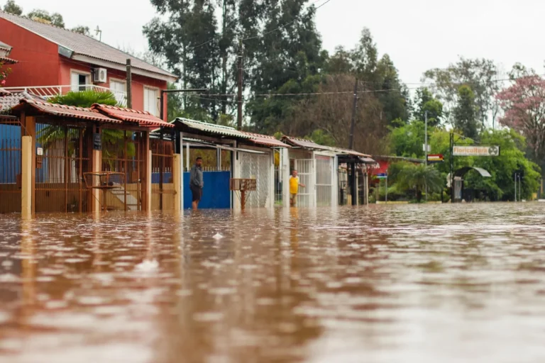 Chuvas causam morte e estragos no Rio Grande do Sul