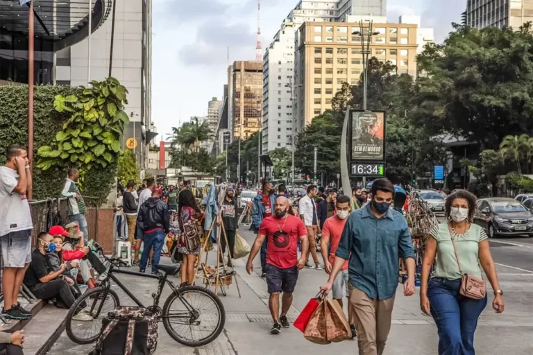 O Que Abre e Fecha em São Paulo neste Feriado de Natal