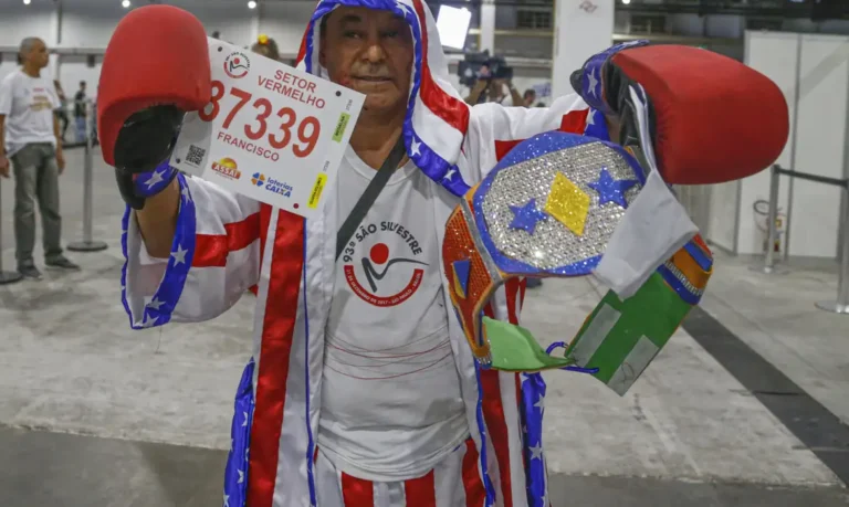 Entrega de kits da São Silvestre começa hoje e vai até sábado em SP