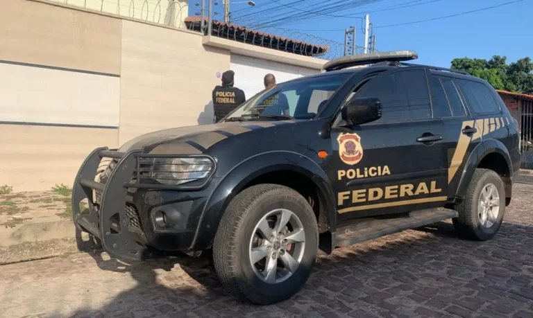 Polícia Federal combate esquema de crimes financeiros no Rio