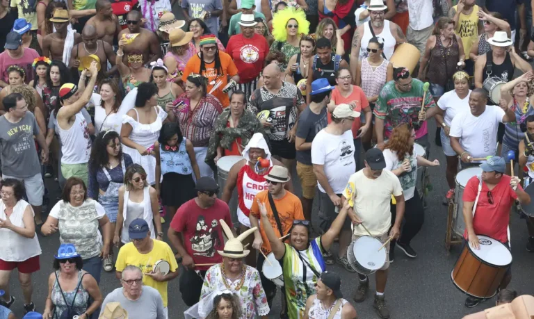 Confira a programação dos blocos de carnaval no Distrito Federal