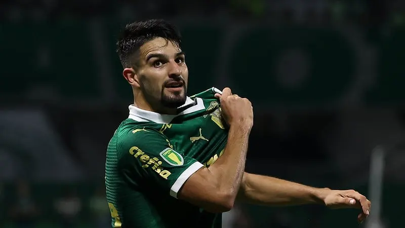 Com gol de Flaco López no fim, Palmeiras vence o São Bernardo no Paulista