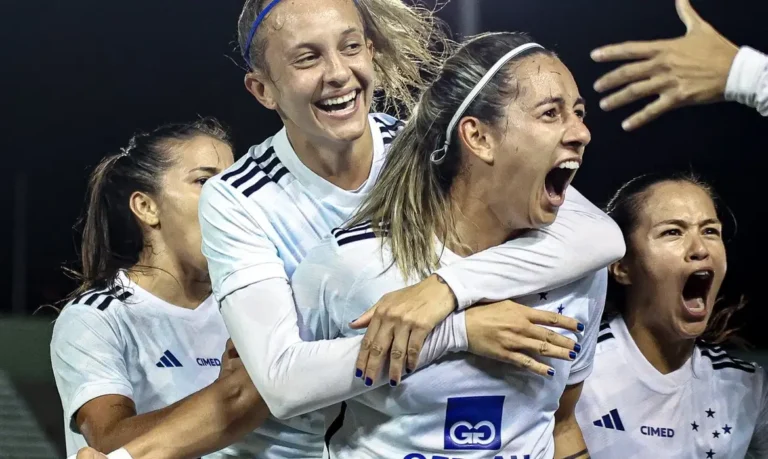 Cruzeiro se garante nas semifinais da Supercopa do Brasil feminina