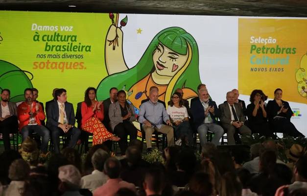 Governo anuncia R$ 250 milhões para edital cultural da Petrobras