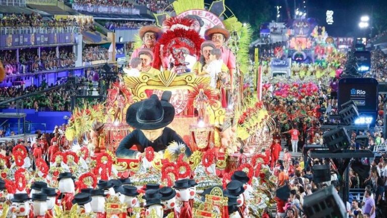 Unidos de Padre Miguel vence a Série Ouro do carnaval carioca