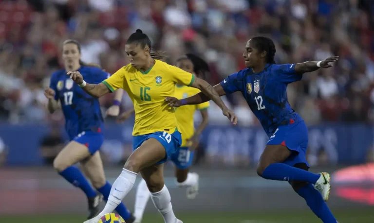 Brasil e EUA disputam final da primeira edição da Copa Ouro feminina