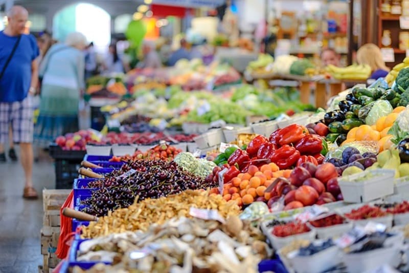 Quais os papéis da indústria alimentícia