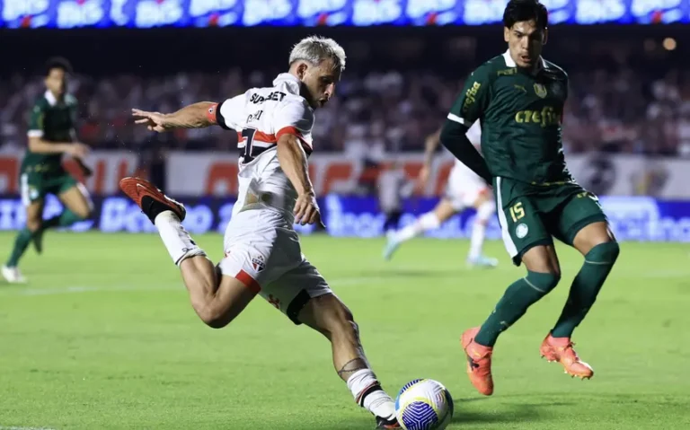 Em choque-rei morno, São Paulo e Palmeiras ficam só no empate na 4ª rodada do Brasileirão