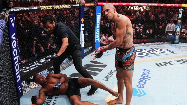 Alex Poatan vence Jamahal Hill com nocaute fulminante, cumpre promessa e mantém cinturão no UFC 300