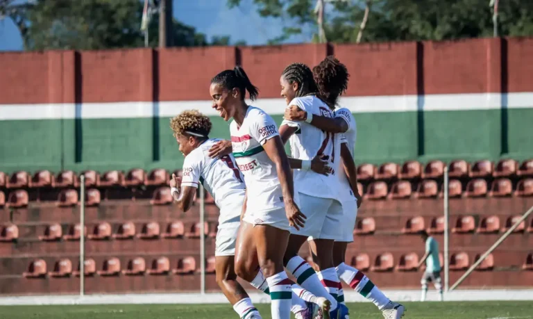 Fluminense derrota Avaí por 1 a 0 no Brasileiro Feminino