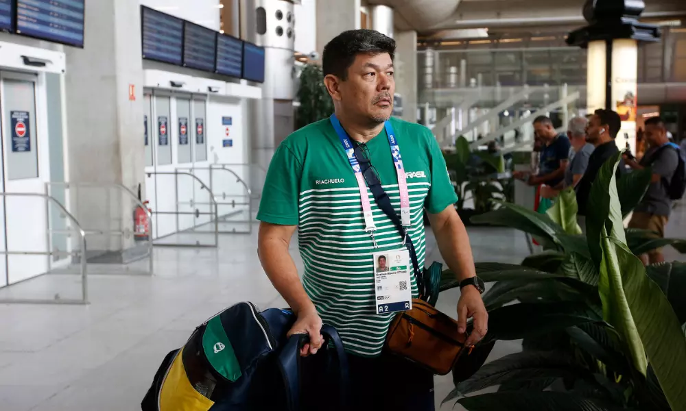 Chefe da Natação Brasileira Sofre Acidente em Banheiro da Vila Olímpica