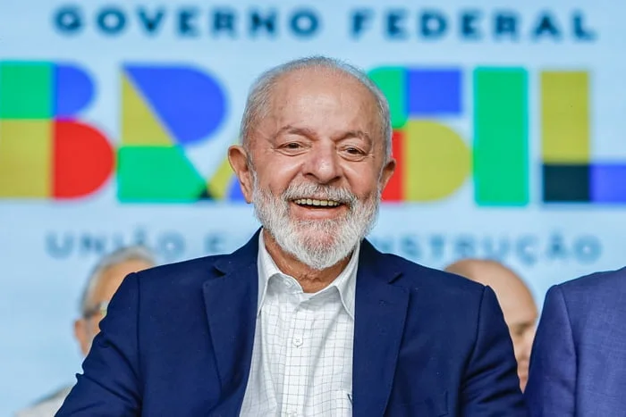 Quaest: Aprovação do Governo Lula Sobe para 54% e Rejeição Cai para 43%