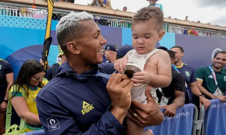 Hoje é Dia: encerramento das Olimpíadas e Dia dos Pais são destaques