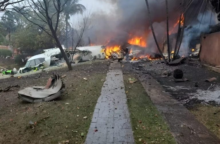 IML de São Paulo tem 37 corpos de acidente aéreo em Vinhedo