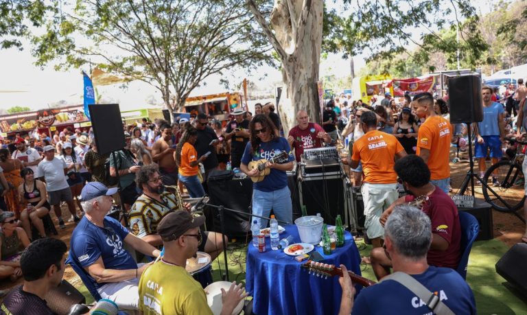 Após proibição, eventos culturais voltam a ocupar o Eixão em Brasília