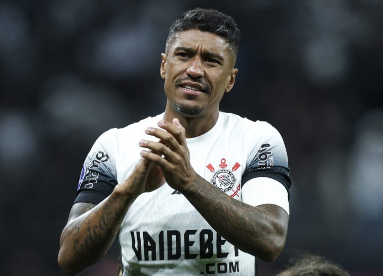 Paulinho, ex-Corinthians anuncia aposentadoria e se emociona em vídeo de despedida